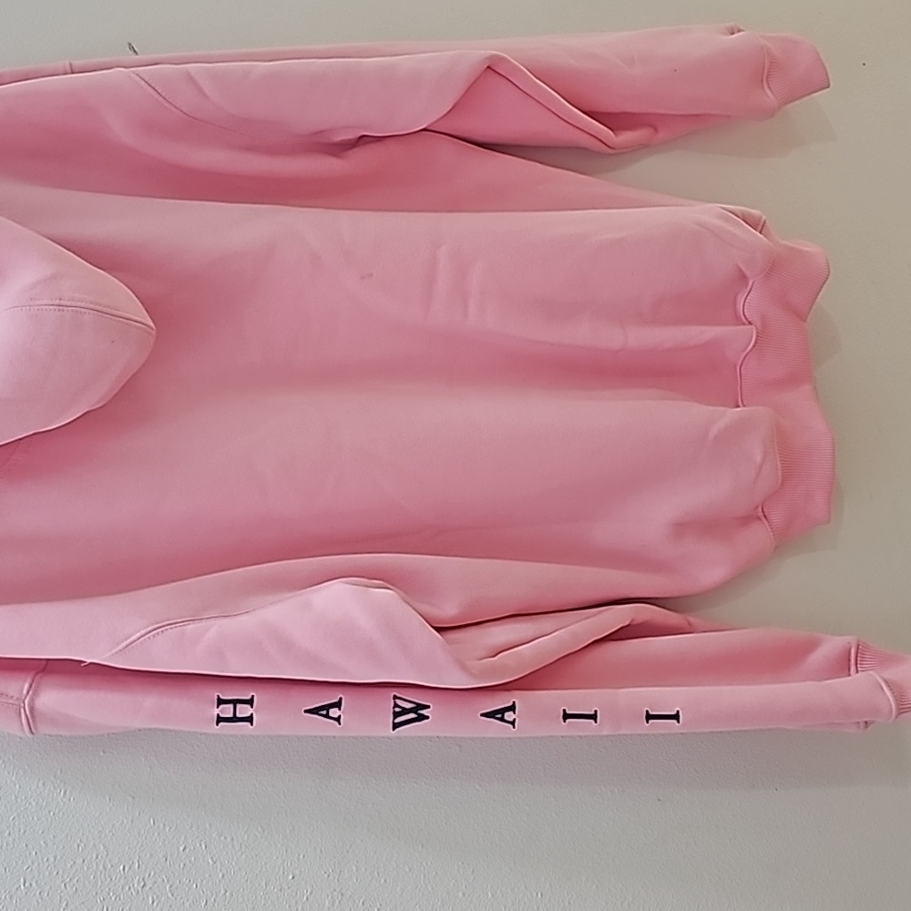NWT Aloha Fashion Hawaiian Fashion Pink Hoodie - Picture 3 of 5
